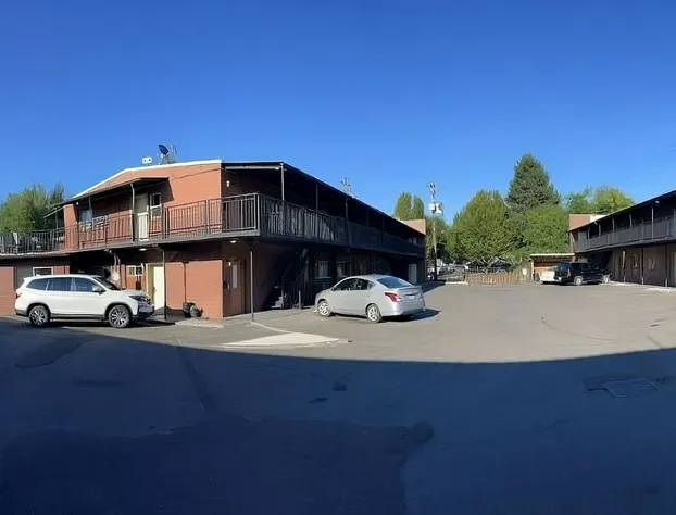 Banfield Studios By OYO Portland OR hotel detail image 1