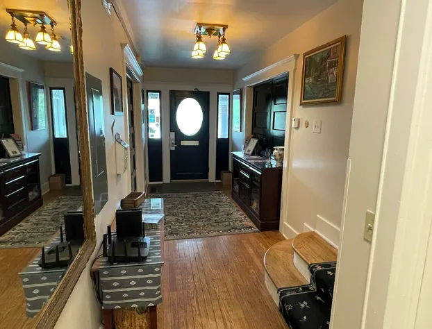 Goldsmith's Riverfront Inn hotel detail image 3