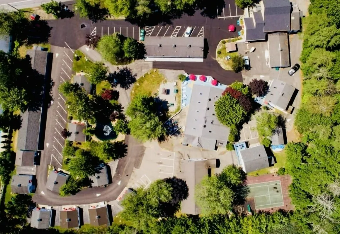 Exit 5 Resort & Condominium hotel hero