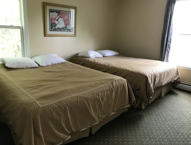 Exit 5 Resort & Condominium hotel detail image 1