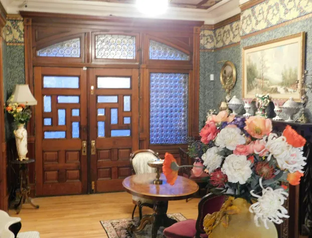 Johnstone Mansion hotel detail image 3