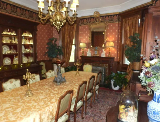 Johnstone Mansion hotel detail image 4