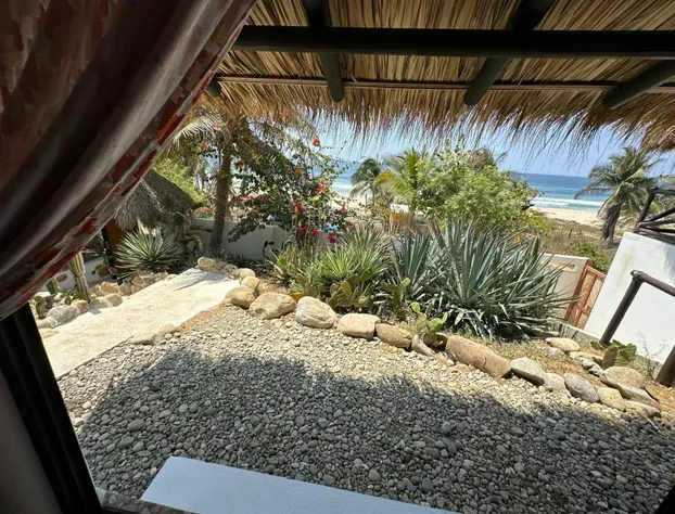 Beachfront Paradise Boutique Hotel hotel detail image 2