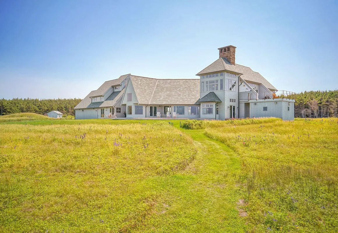 45 Steps - The Culinary Beachside Inn hotel hero