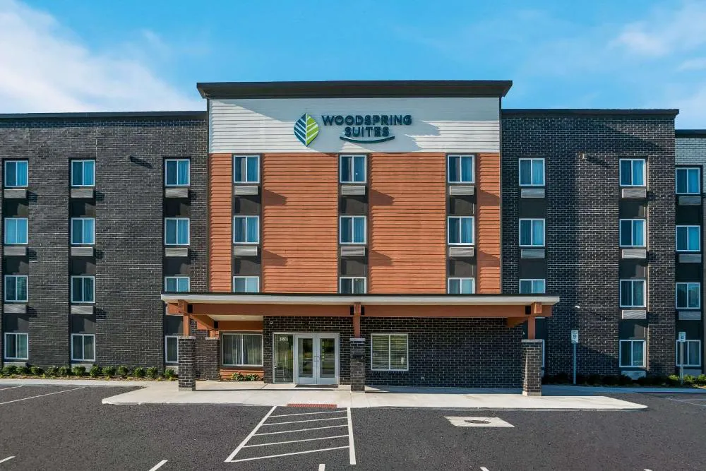Woodspring Suites Detroit Sterling Heights hotel hero
