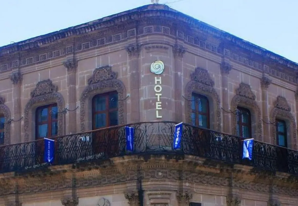 Palacio de las Rosas hotel hero