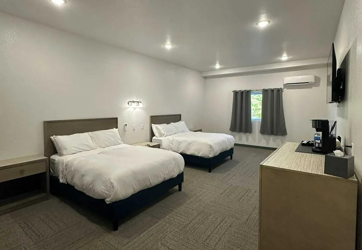 Bunkhouse Lodge hotel hero