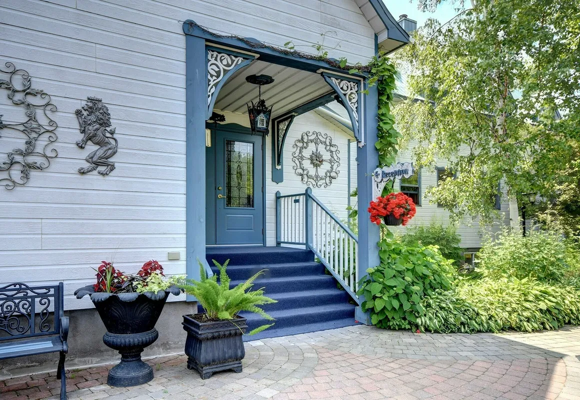 Auberge Val Carroll hotel hero