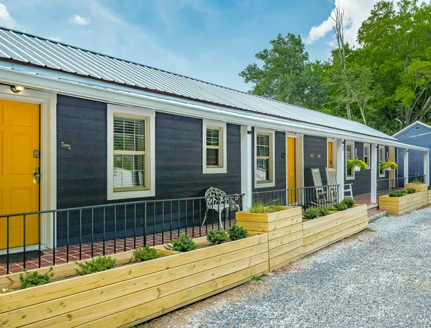 The Lodge at Lookout Mountain hotel detail image 1