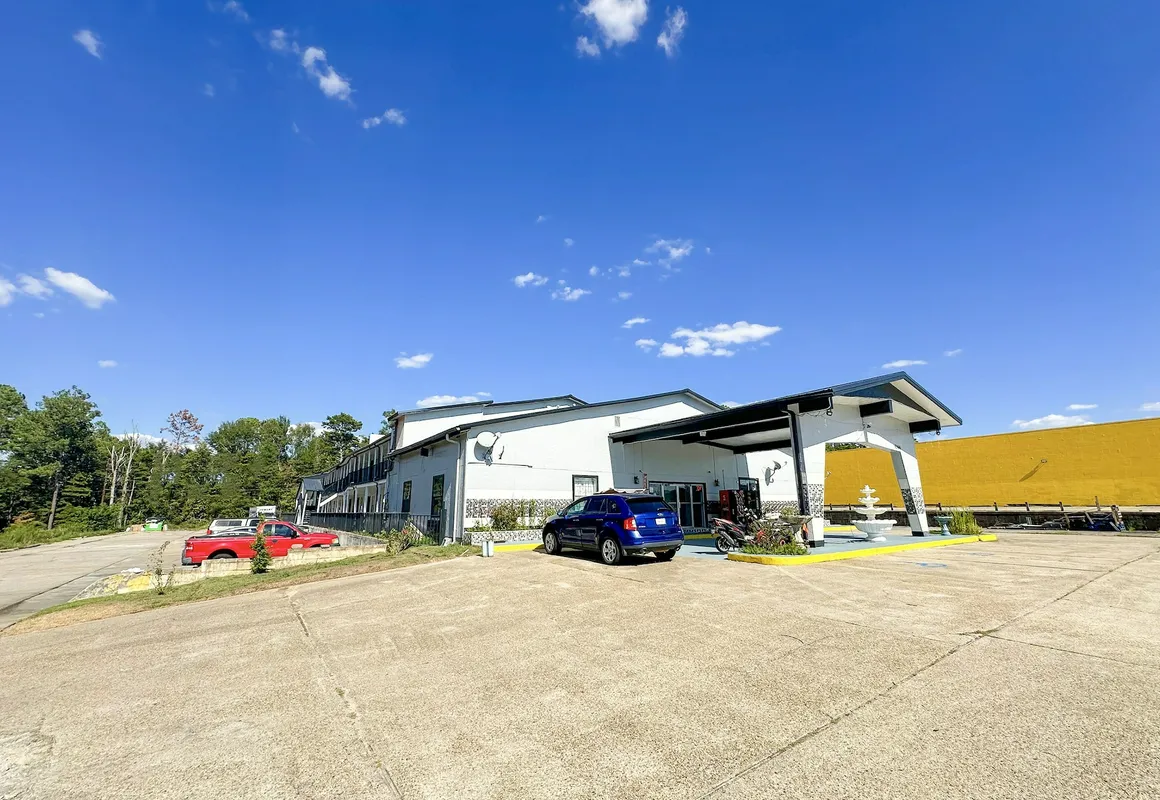 Rodeway Inn Hattiesburg North hotel hero