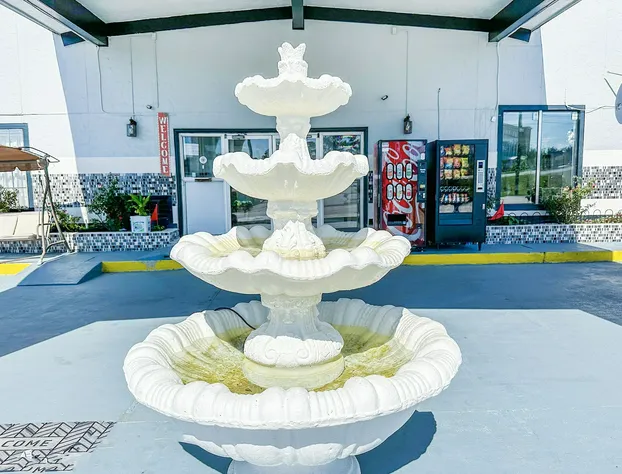 Rodeway Inn Hattiesburg North hotel detail image 3