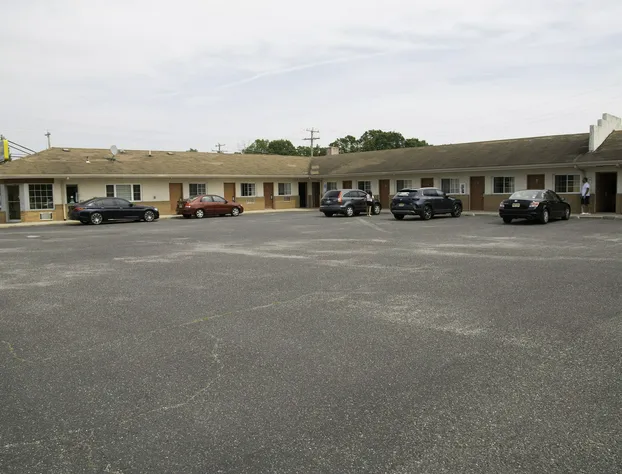 Capri inn and Suites hotel detail image 2