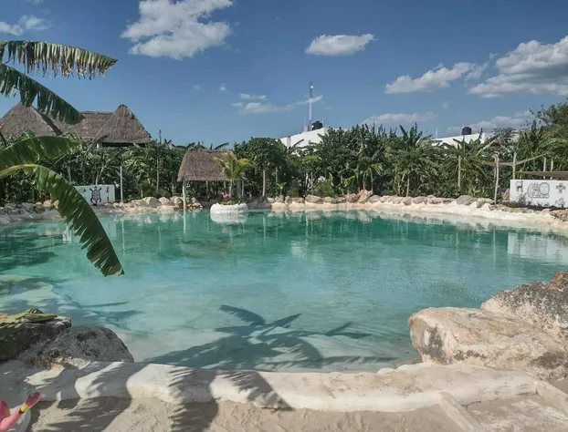 Coco Resort hotel detail image 1