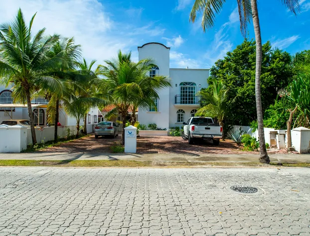 Neryom Wellness Clinic hotel detail image 1