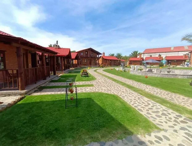 Rinconada Los Robles hotel detail image 1