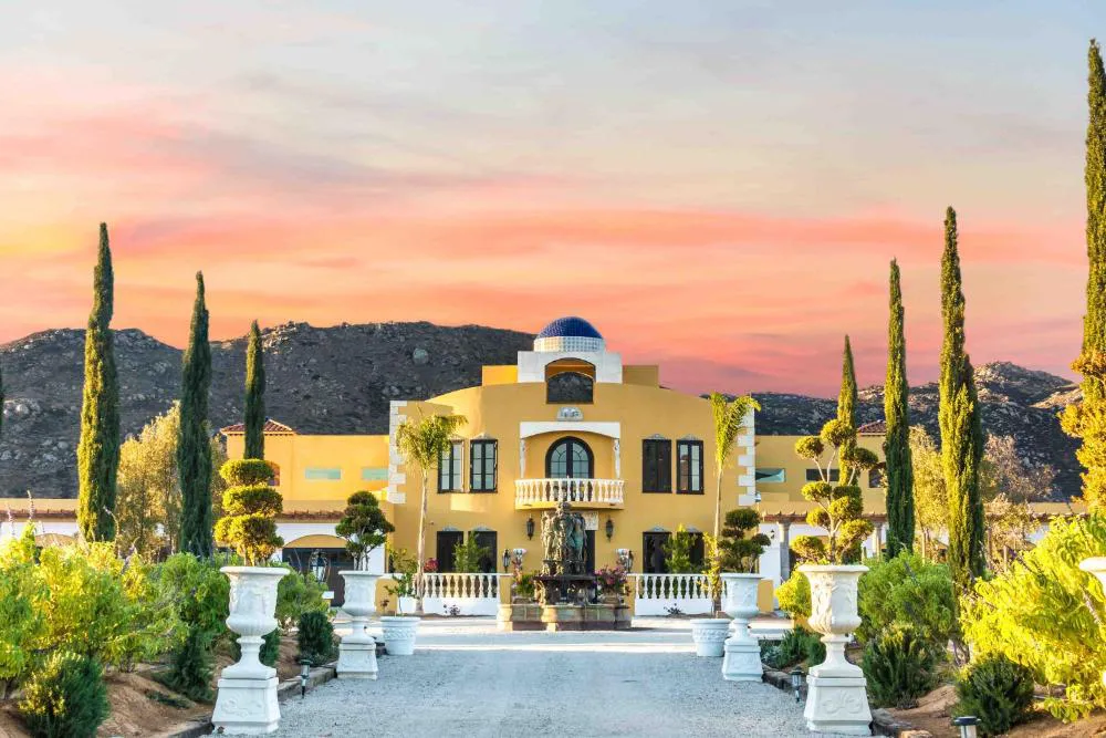 Palazzo del valle hotel hero