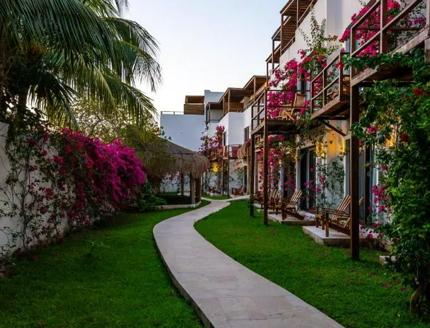 My Blue Hotel hotel detail image 1