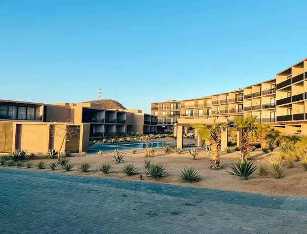 Condo Mir by TRVL2HM hotel detail image 2