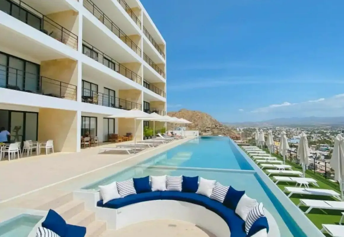 Condos Monte M hotel hero