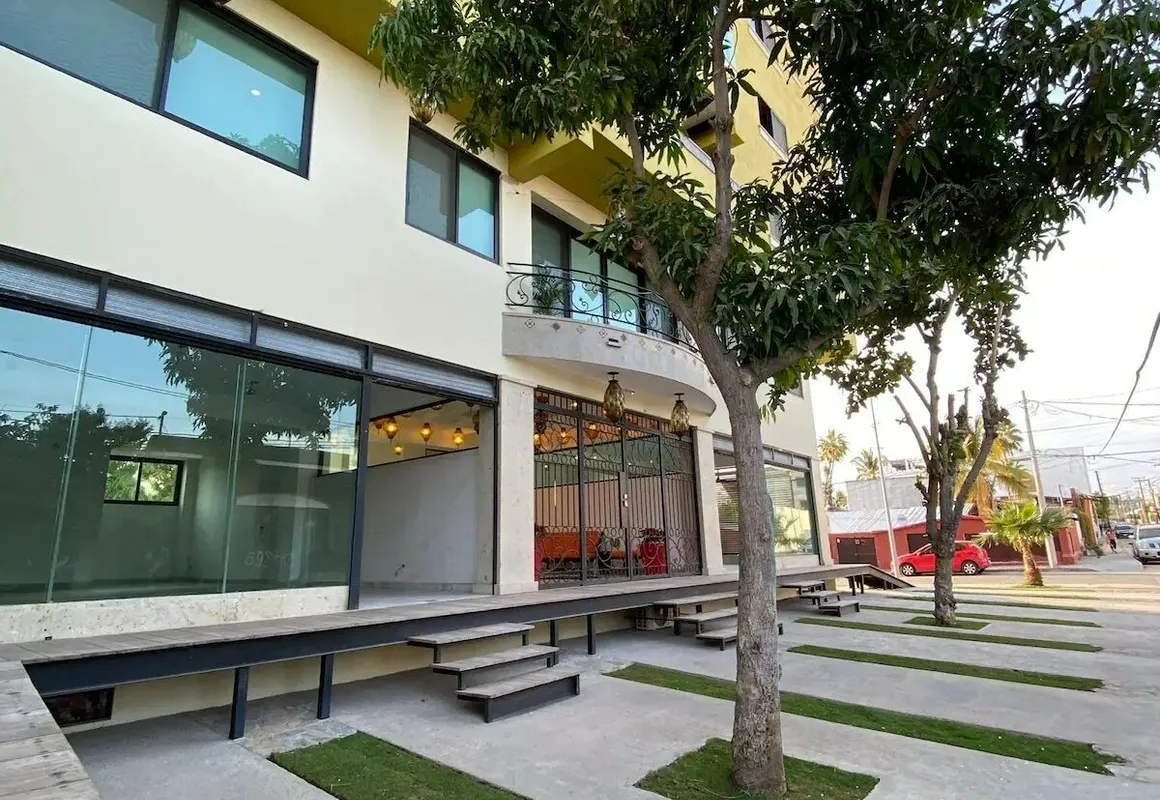 CONDO V by TRVL2HM hotel hero