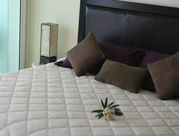 Condo Pbr By Trvl2hm hotel detail image 1