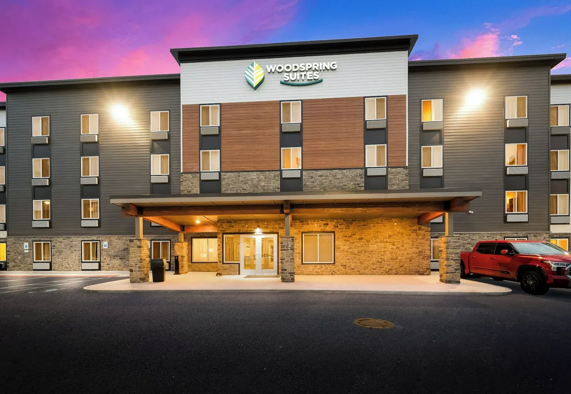 Woodspring Suites Dearborn - Detroit hotel hero