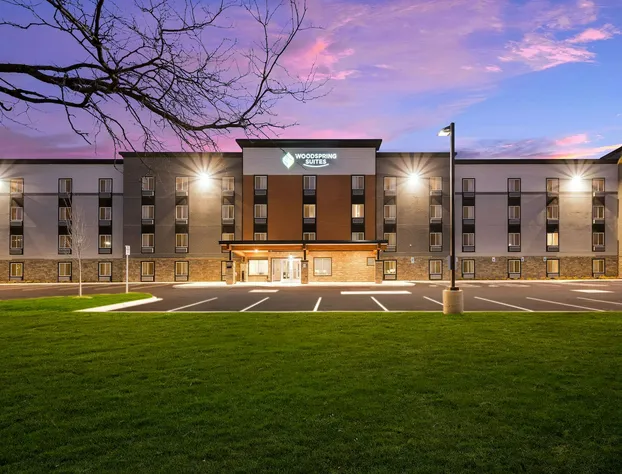 Woodspring Suites Dearborn - Detroit hotel detail image 1