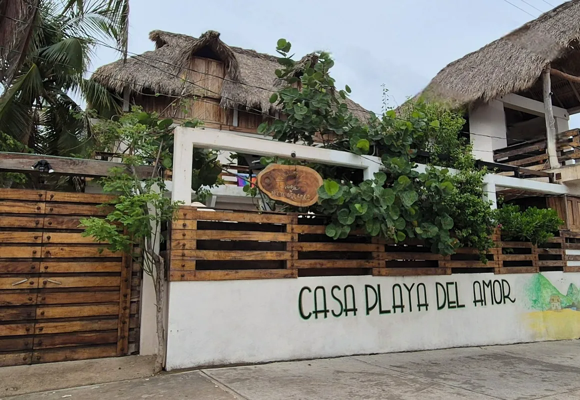Casa Playa del Amor hotel hero