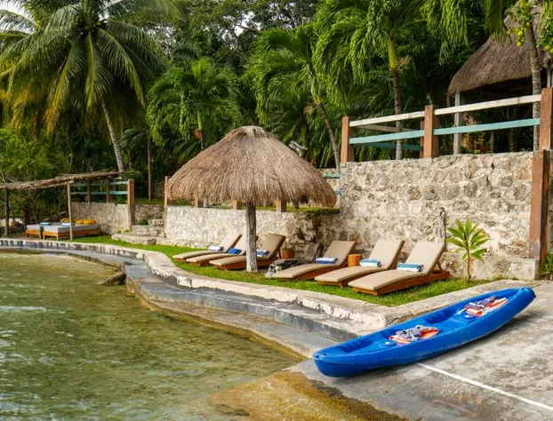 Villa Santuario Lake Front Oasis hotel detail image 2