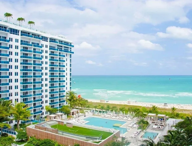 Ocean View Luxury Condo hotel detail image 1