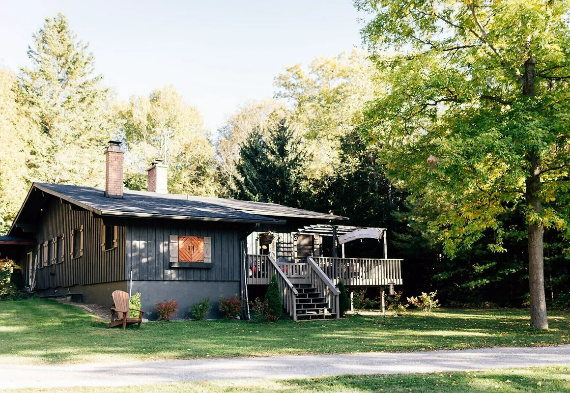 Whispering Springs Wilderness Retreat hotel hero