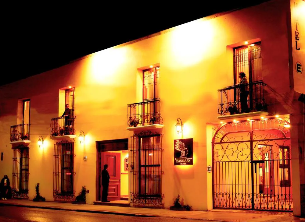 Hotel Danibaan hotel hero