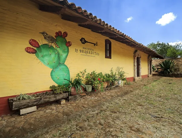 Capital O Hacienda La Bragadita hotel detail image 2