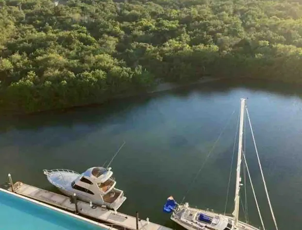 Condos Marina PP hotel detail image 2