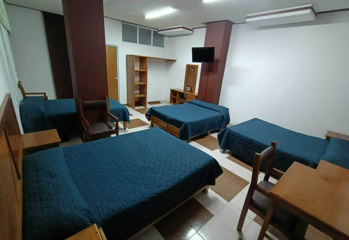 Hotel Plaza hotel hero