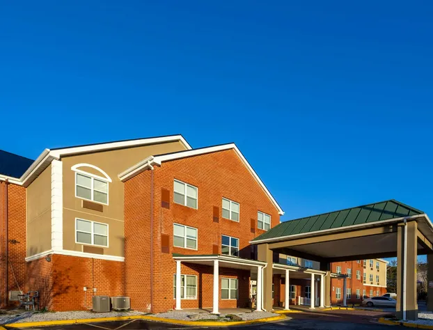 Wingate by Wyndham Waldorf/Washington DC Area hotel detail image 2