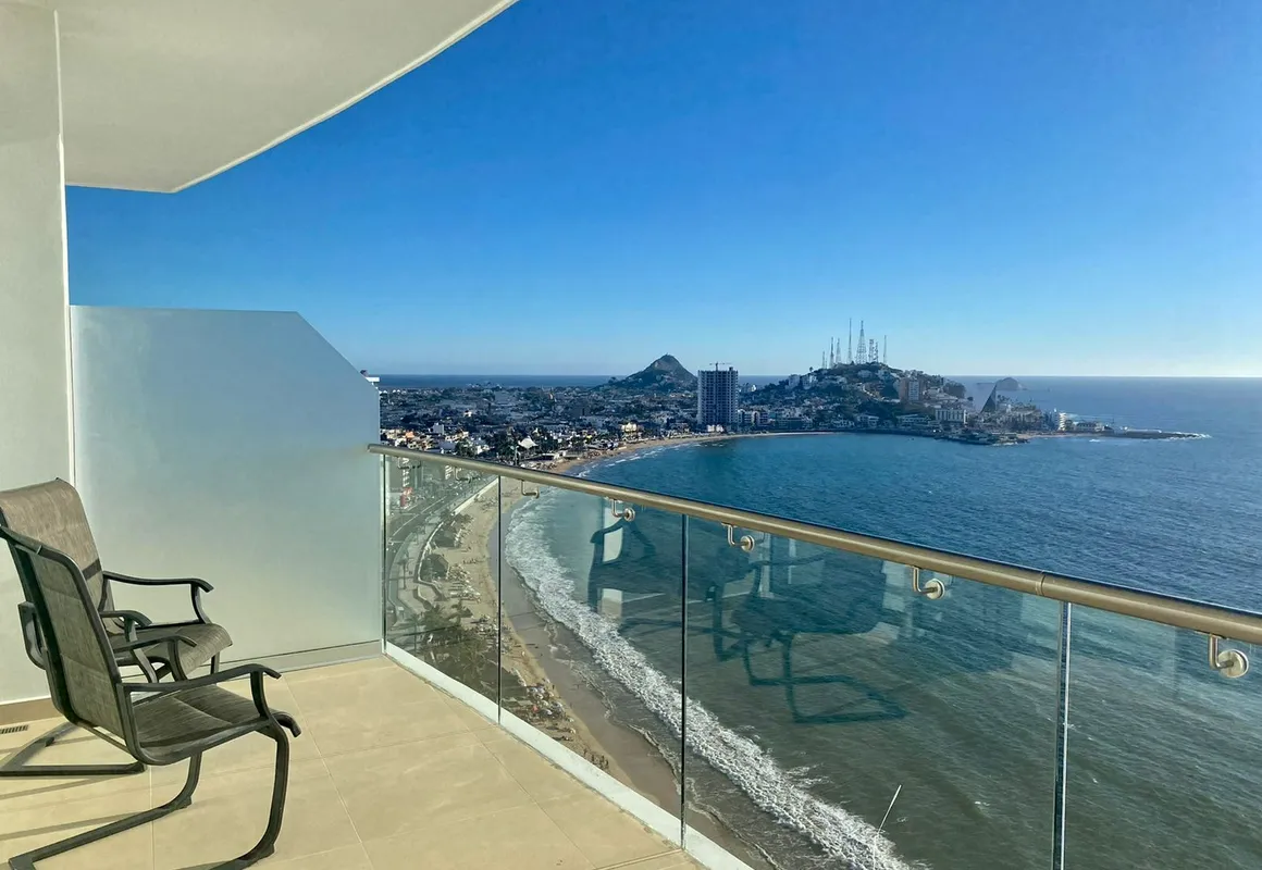 Condos SVLC hotel hero