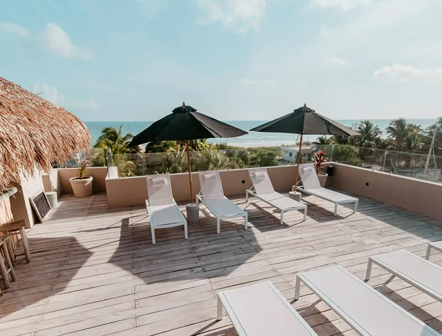 Dos Mares Barefoot Luxury hotel detail image 1