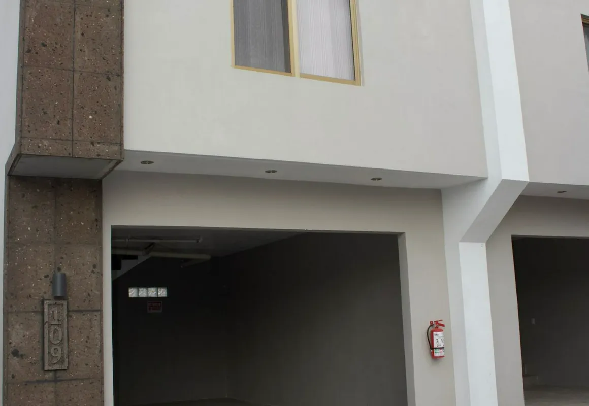 Hotel Pedregal hotel hero