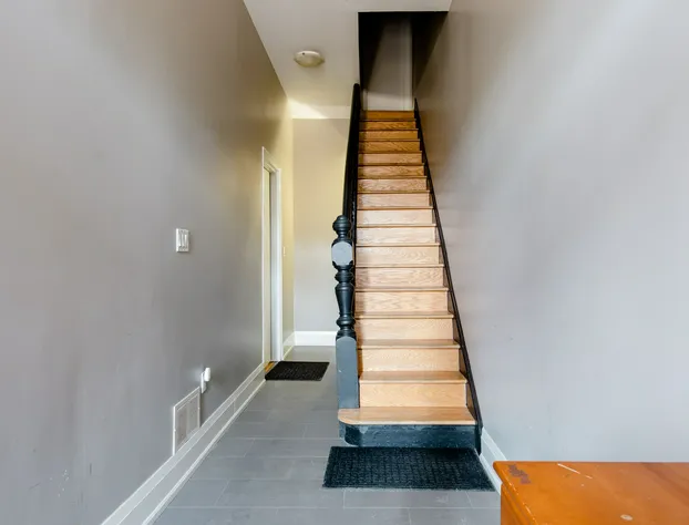 Tourist Home on Stanley hotel detail image 1