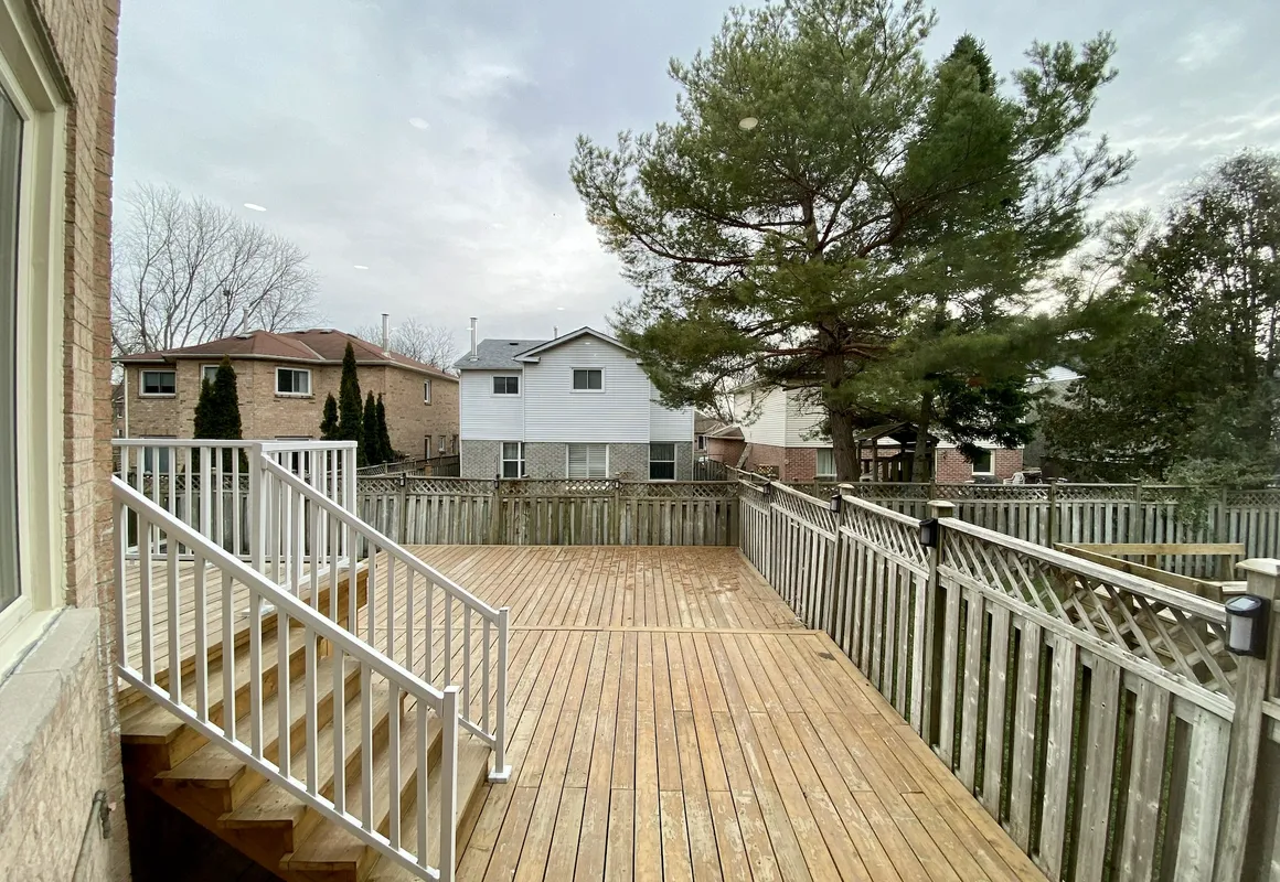 Waterfront Paradise Estate hotel hero