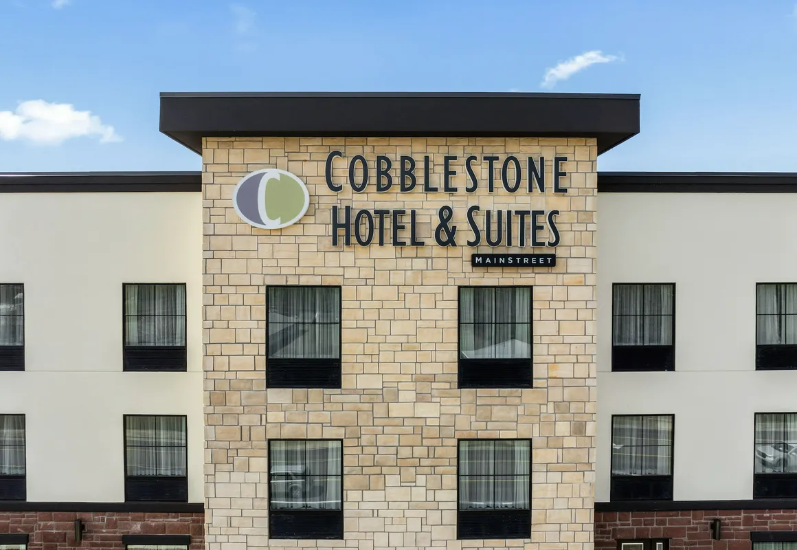 Cobblestone Hotel & Suites - Cullman hotel hero
