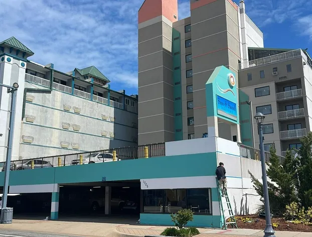 Sun and Sand Resort Oceanfront Suites hotel detail image 3