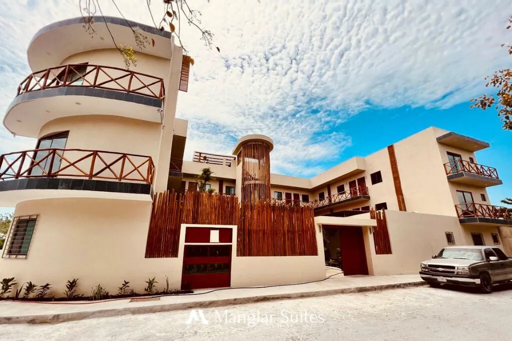 Hotel Manglar Suites hotel hero