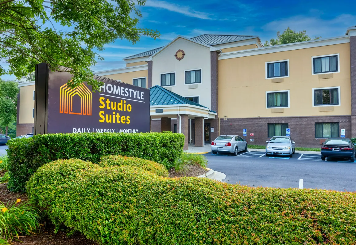 Homestyle Suites hotel hero