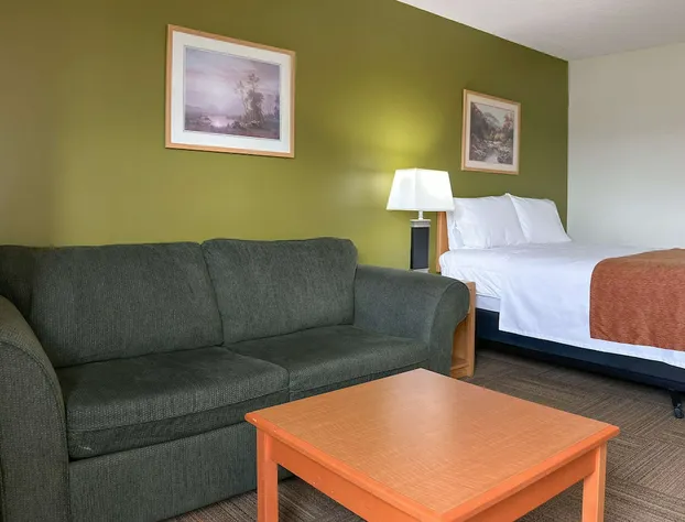 Coast Hinton Hotel hotel detail image 4