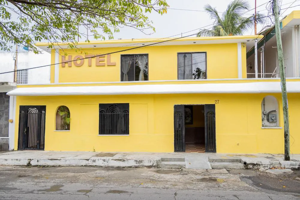 OYO Hotel Marías,Aeropuerto Internacional de Chetumal hotel hero