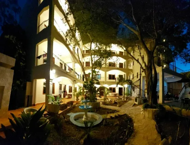 hotel y hostal nojoch che hotel detail image 1