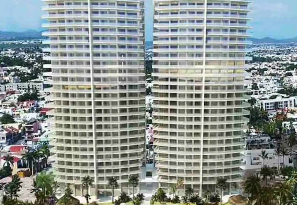 Condos CAM hotel hero