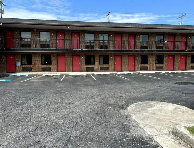 Budget Plaza Motel hotel detail image 1